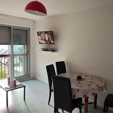 Superbe Appartement Au Bord De Plage Cros De Cagnes Bagian luar foto